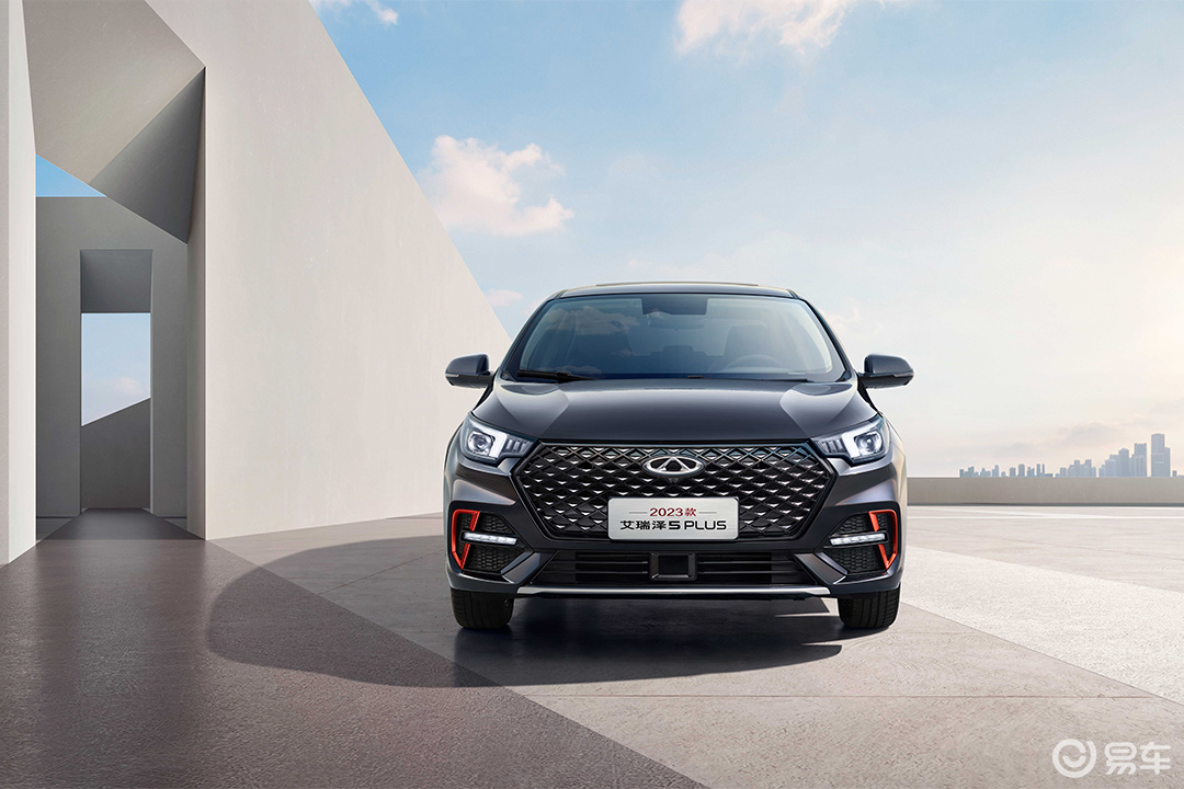 Starting 700, the 2023 Chery Arrizo 5 PLUS is launched
