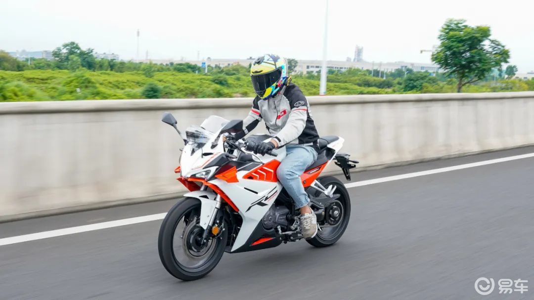 Rc 252 18500就能入手,震动操控颜值特别能打—RC250评测_易车