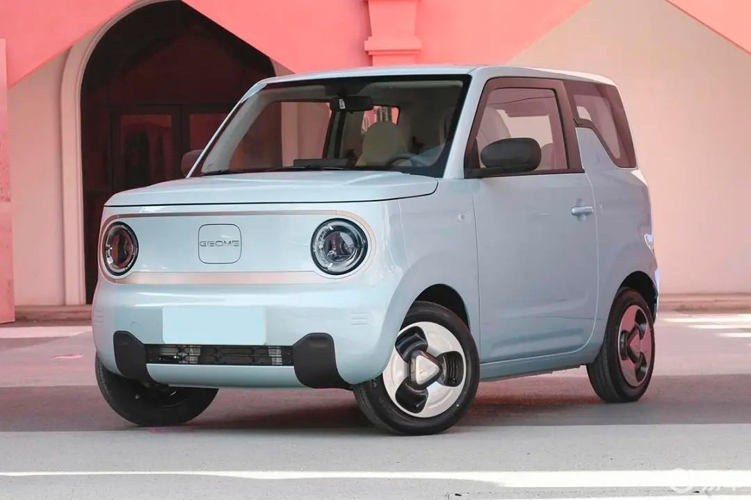 2.99万起的熊猫mini，用来代步可是一绝