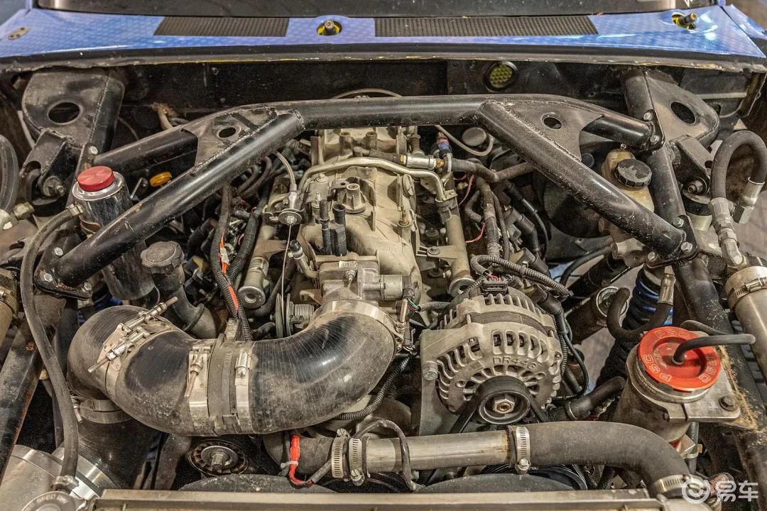 0升v8发动机驱动,匹配一台带有手动阀体和佛罗里达变矩器的th350自动