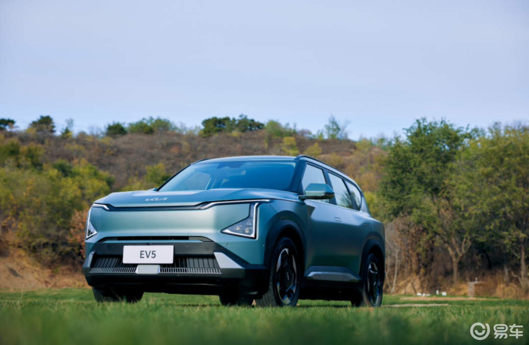 起亚ev5就完全符合一个宠物应有的自觉:"马儿又能跑得远_易车