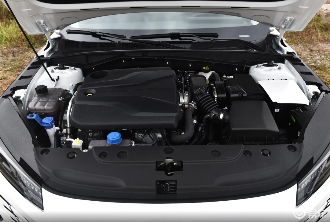 4t和1.6l两种不同的动力总成,其中搭载1.