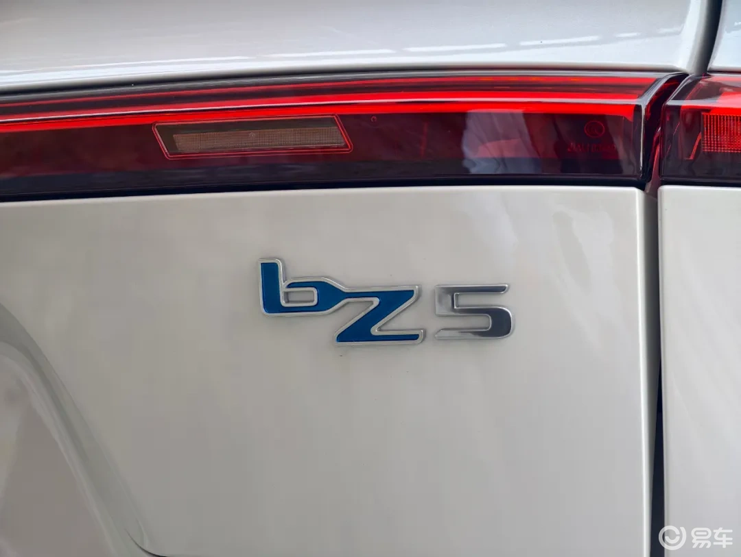 bZ5对比海豹06GT 谁更懂“全家安心用”?