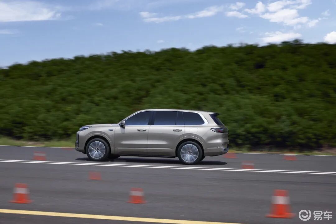 你们想要的大三排SUV，吉利银河只卖17.38万