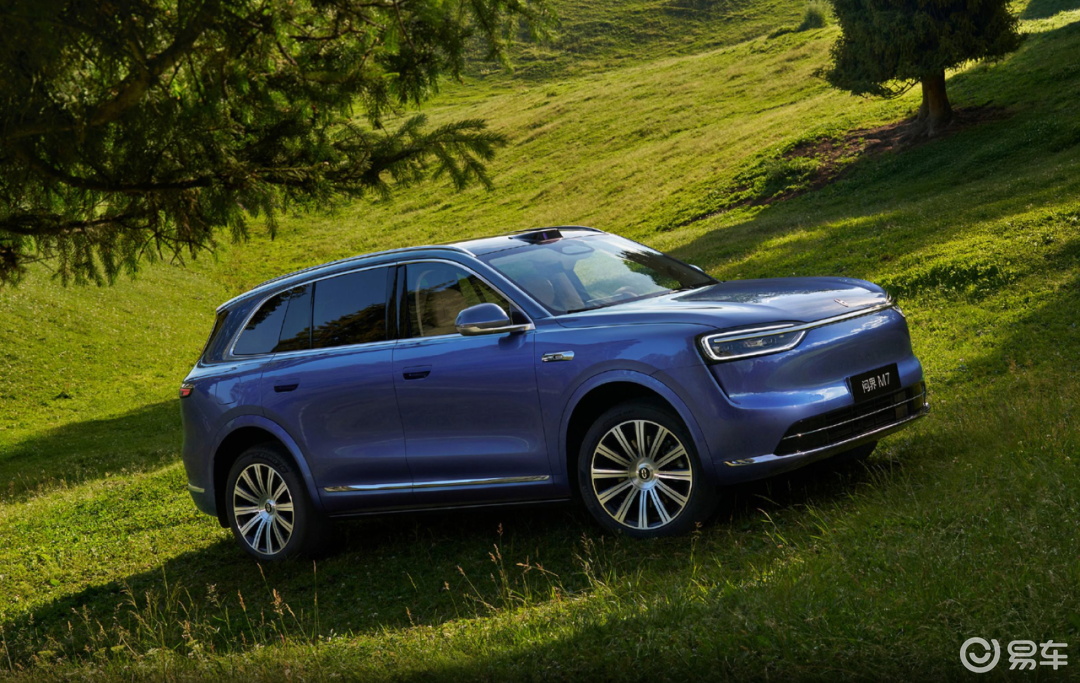 为什么问界M7越卖越贵，却越卖越好？