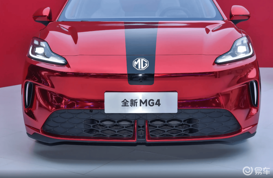 10万级纯电级轿车PK 这两款谁更强