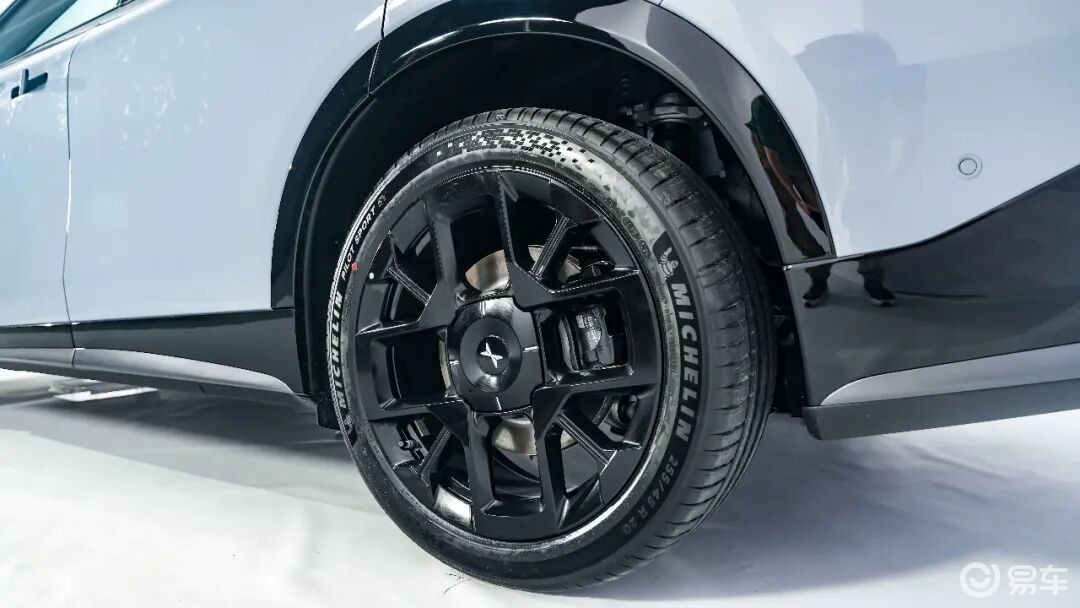 20万级SUV要后排空间大,看这款就够了