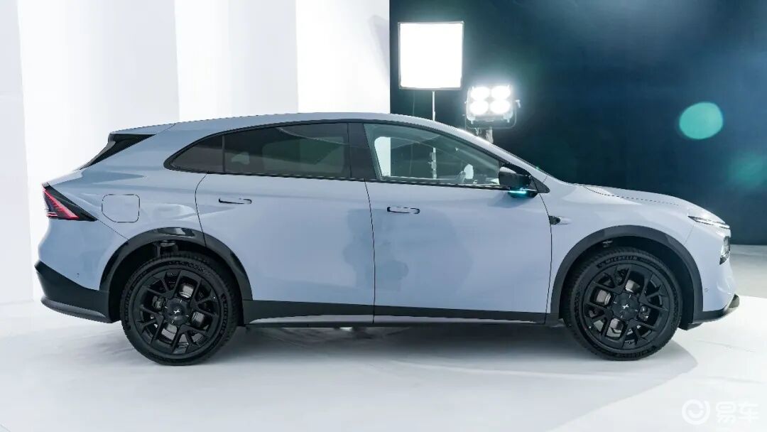 20万级SUV要后排空间大,看这款就够了