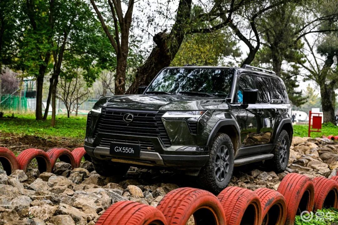 把崎岖交给LX与GX，把风景留给自己