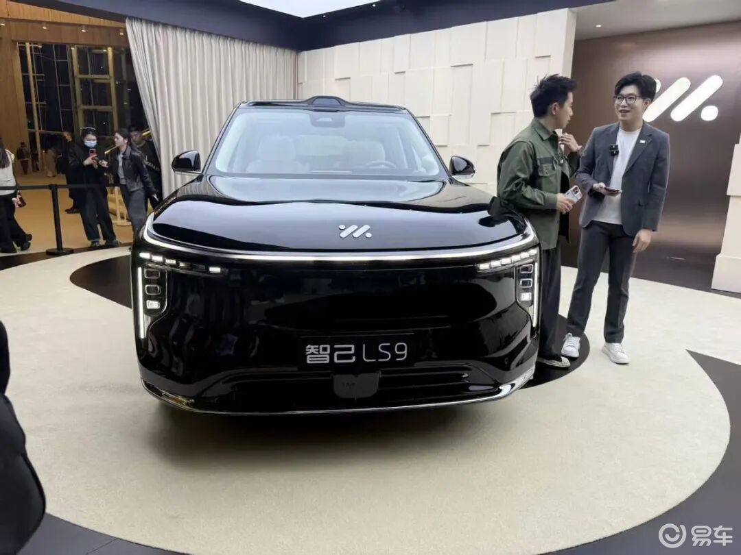 五菱星光730、2026款宝马7系 | 一周新车