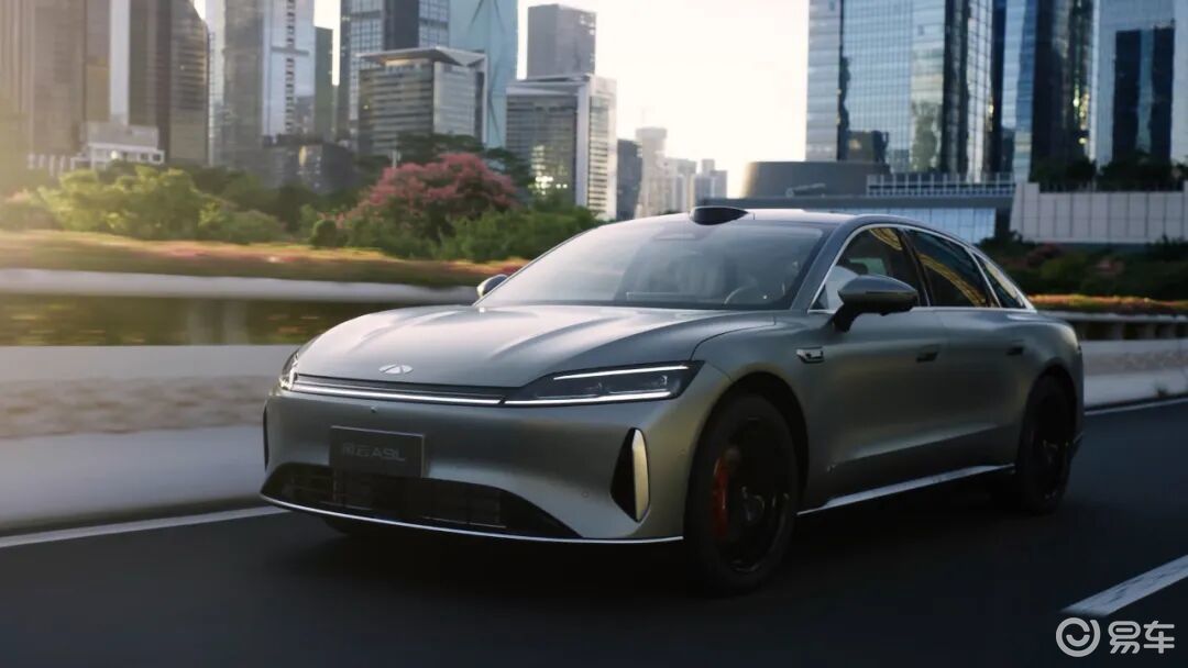 奇瑞风云A9L光辉怎么样?带你盘清楚,四驱最低不到18万