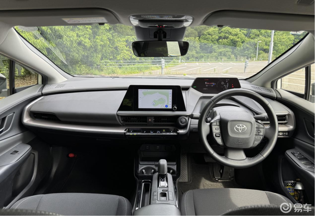 海外试驾第五代丰田普锐斯:假装有乐趣 | 驾仕阅读
