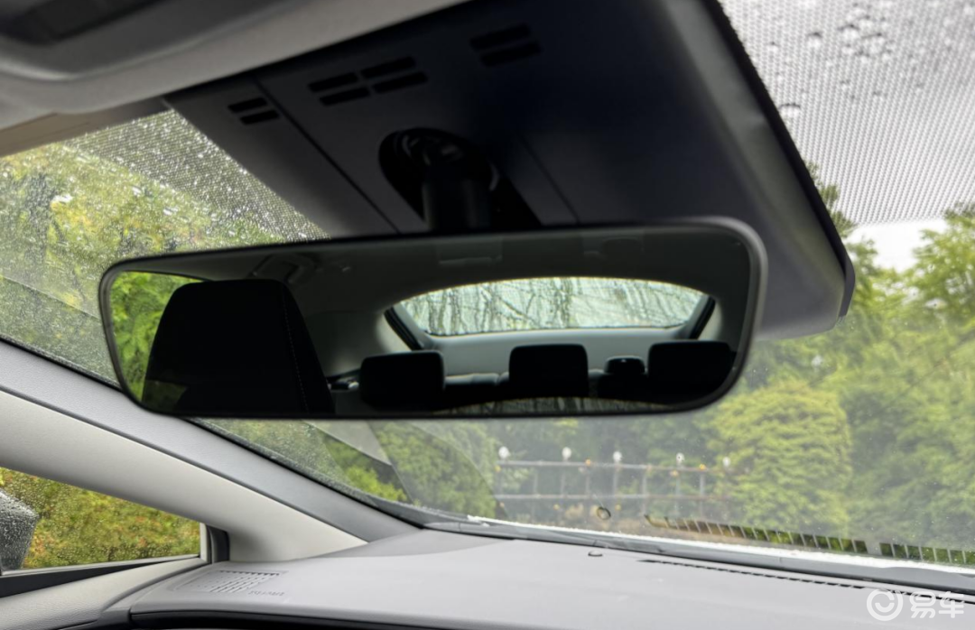 海外试驾第五代丰田普锐斯:假装有乐趣 | 驾仕阅读