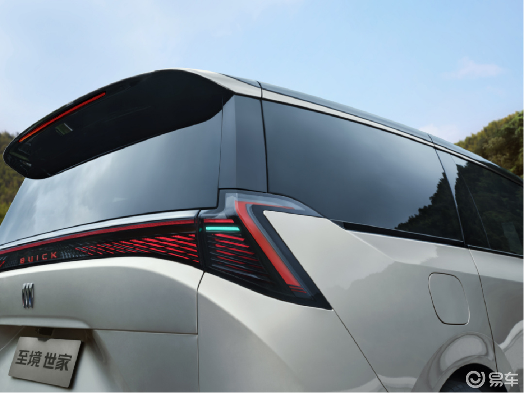 插混四驱+预瞄式魔毯底盘,打造新能源MPV的“陆地湾流”