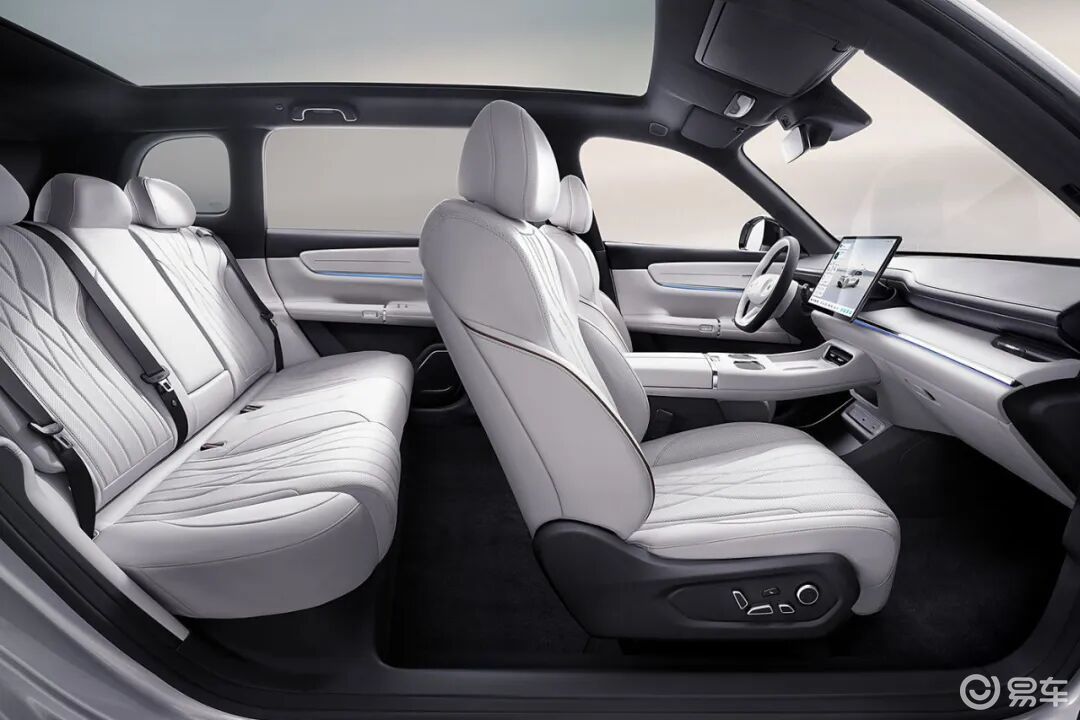 12万买GS8!2.9米轴距,252马力,还标配L2!