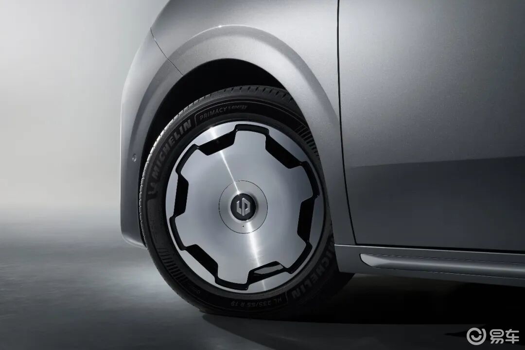 零跑D99，究竟带来了什么？