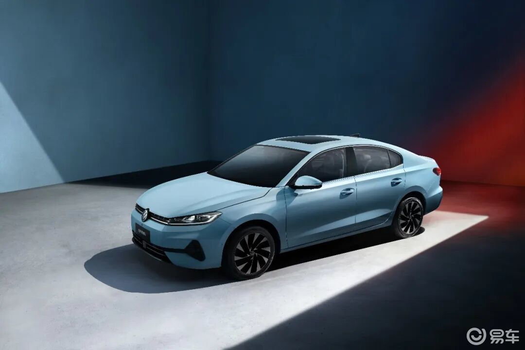 速腾S实车亮相，轩逸、卡罗拉将换代，谁说合资燃不行了？