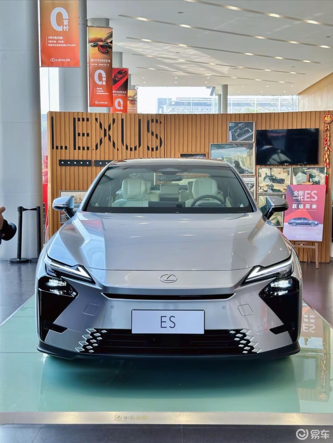 全新雷克萨斯ES,大过奥迪A6L配343马力,混动/纯电