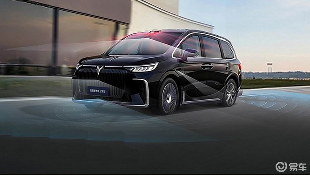 华为乾崑ADS 4+鸿蒙座舱5 岚图梦想家冠军版开启预售