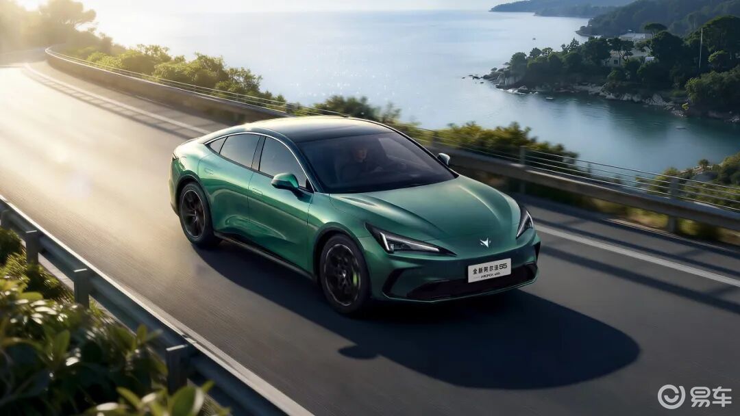 9.98万元起售，全新极狐阿尔法S5上市