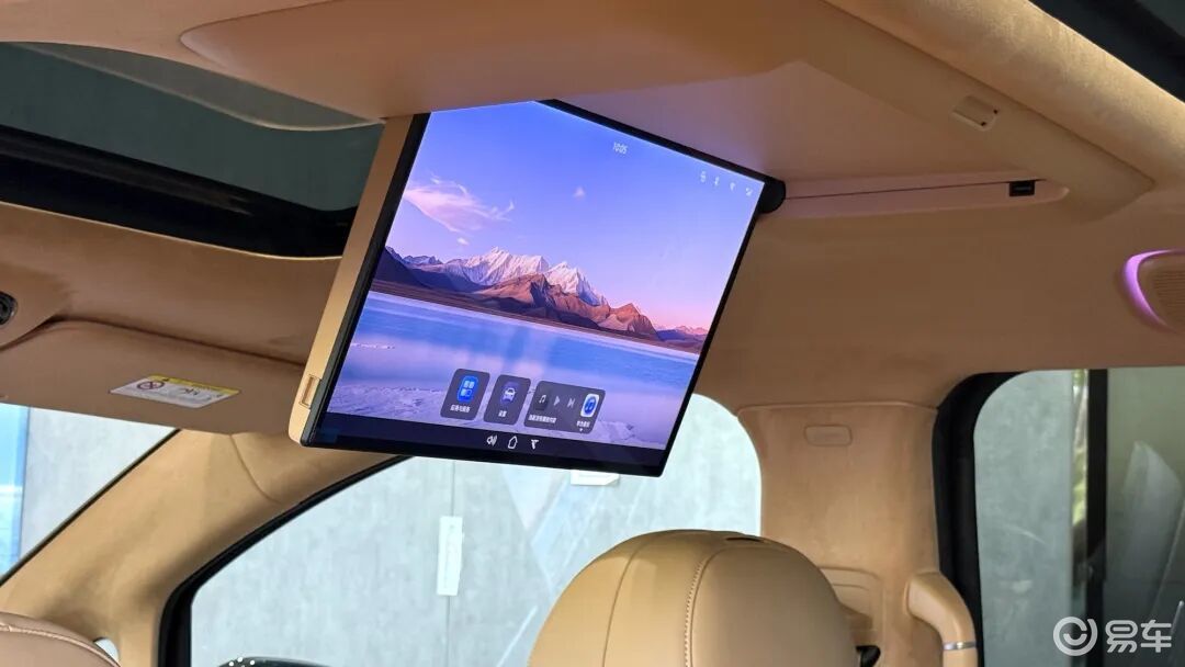 满血华为+曜黑颜值，探店体验岚图梦想家冠军版