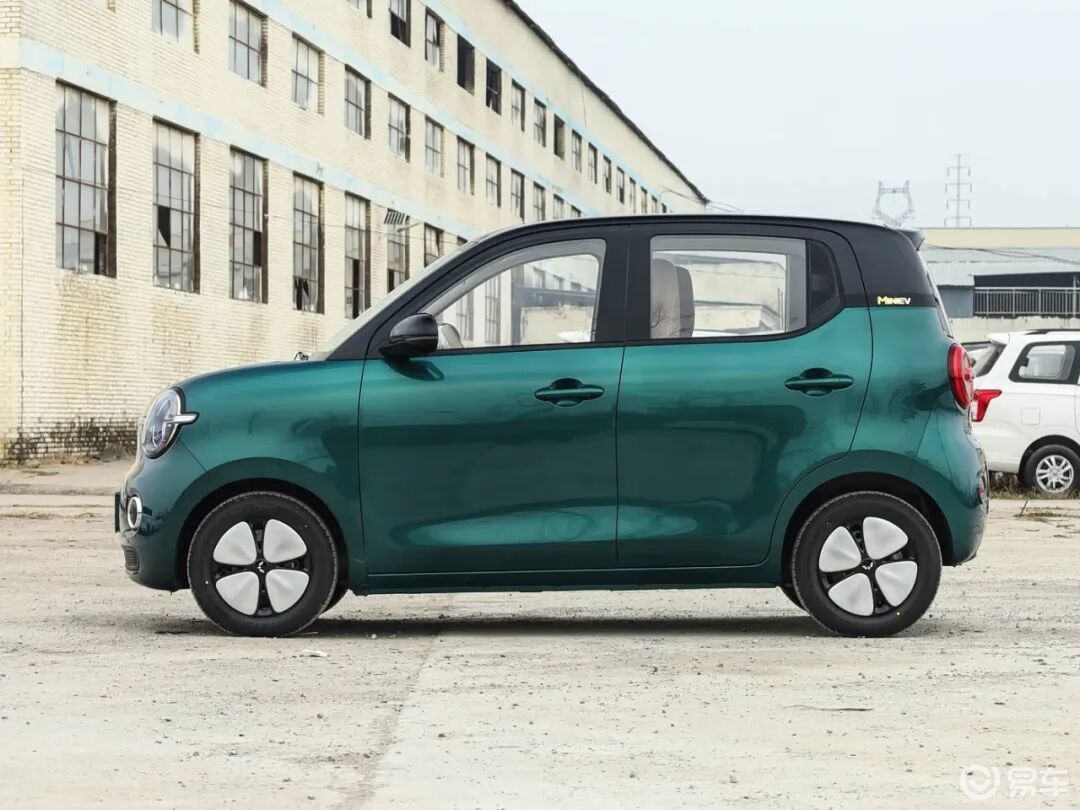 不给友商机会？第五代宏光MINIEV售4.48万起