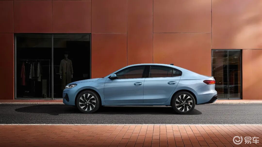 速腾S 7.98万元起，一汽大众用5款车重做燃油车生意