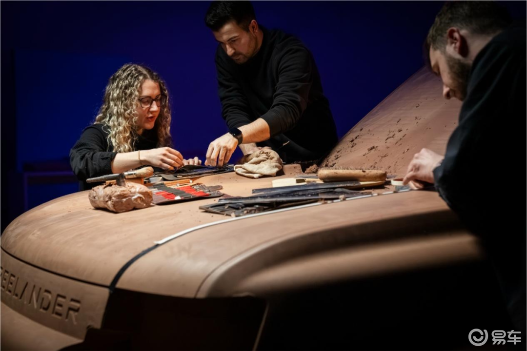 告别路虎logo,FREELANDER神行者的独立之路