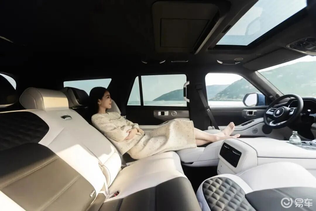 43.8万买坦克700还是路虎卫士?