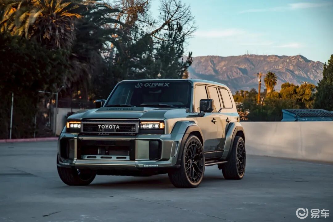 丰田霸道改宽体颜值直接拉满，改装后还能胜任硬核越野场景吗