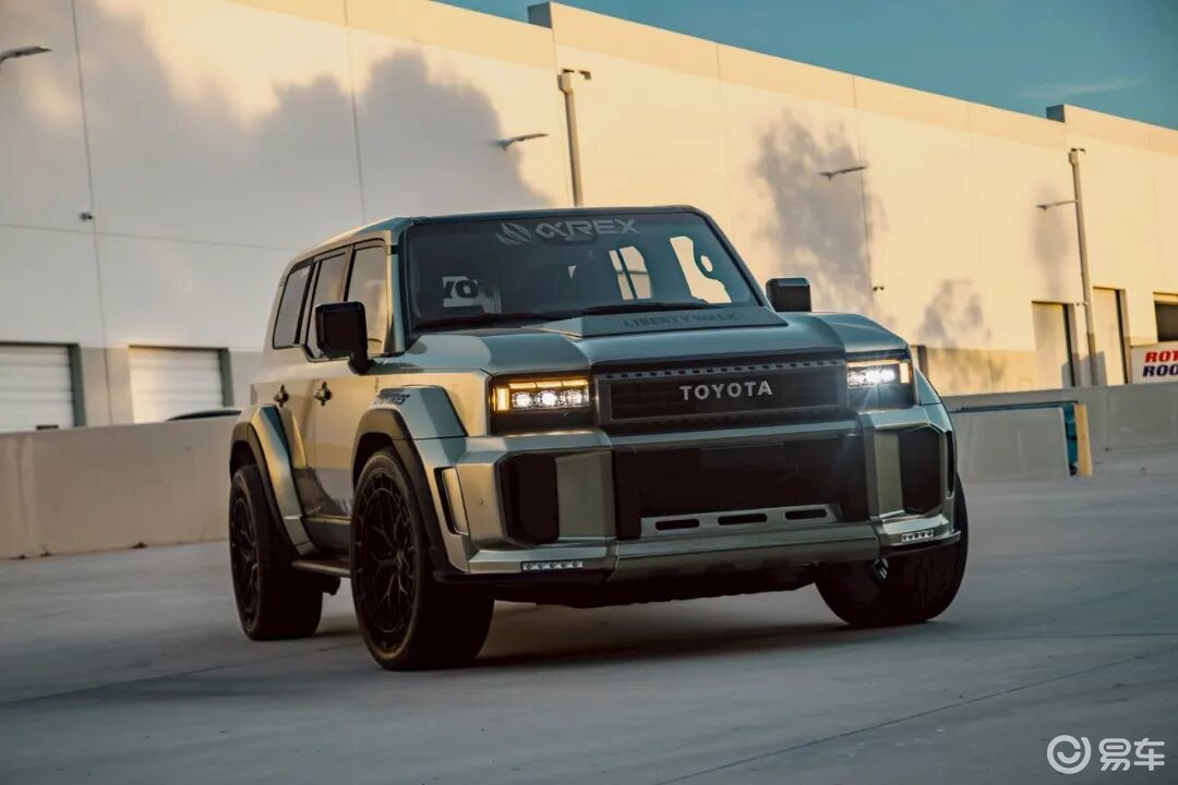 丰田霸道改宽体颜值直接拉满，改装后还能胜任硬核越野场景吗