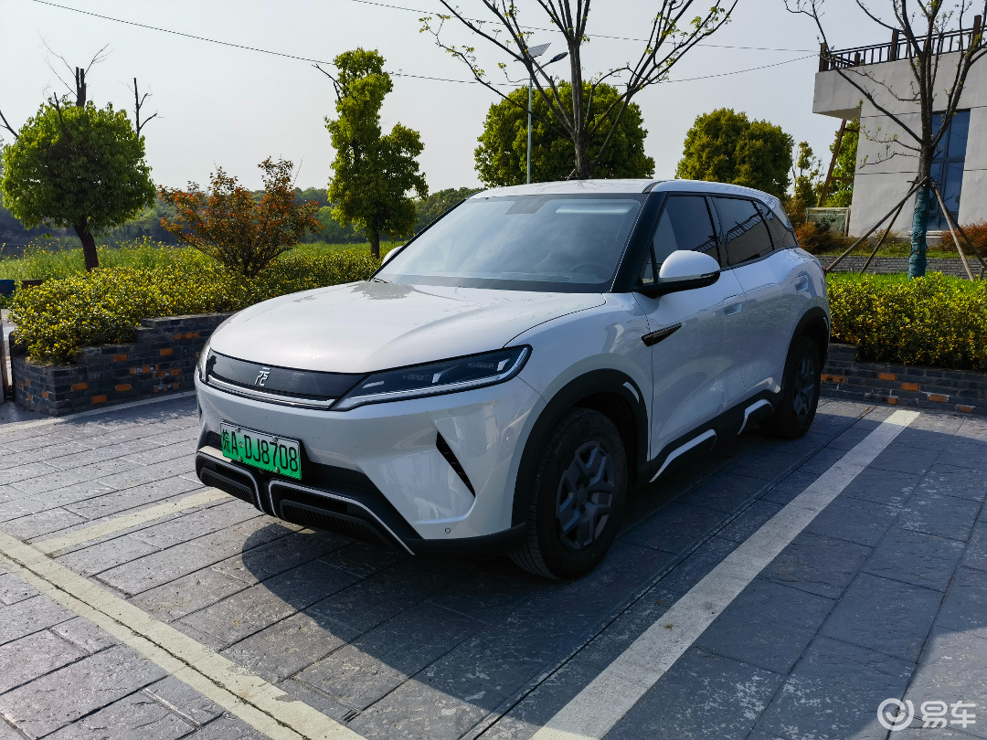 比亚迪元UP对比长安启源Q05，同样价格你选谁？