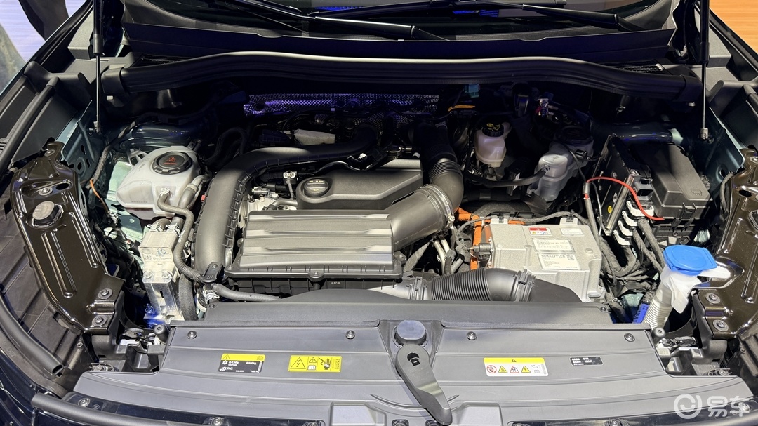 实拍途观L ePro，全新方向盘和女王副驾