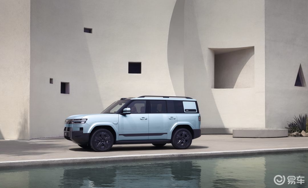 纯电大方盒方程豹钛7EV闪充版上市19.98万元起