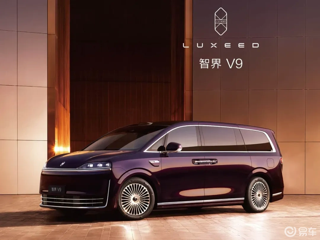 智界V9的9大安全首发，为什么全砸在了最不赚钱的MPV？