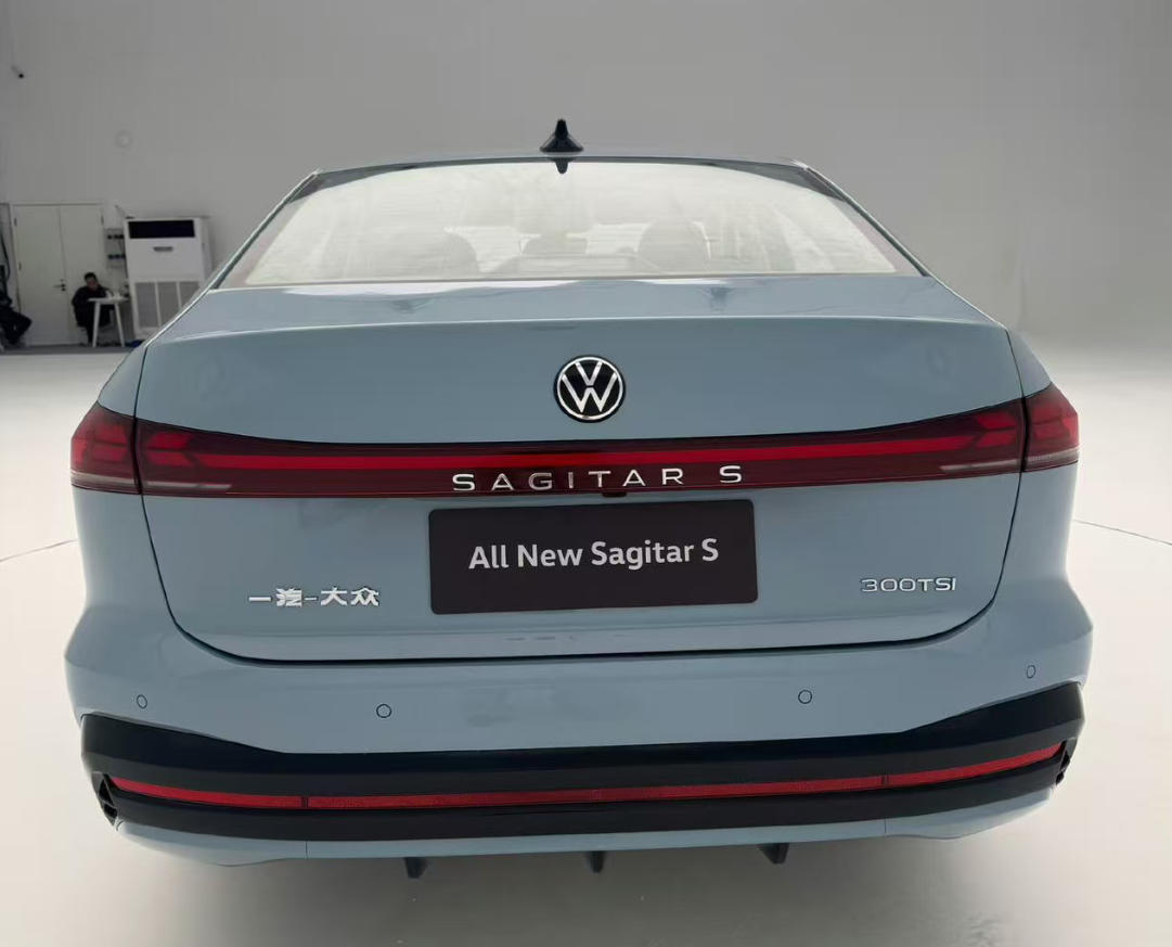 大众速腾S对比速腾L，6AT回归，三大件都不一样