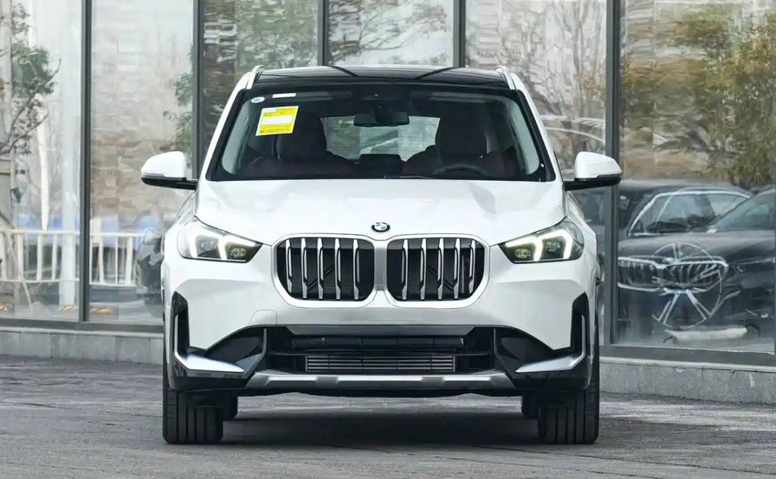 2026款宝马X1上市，25.8万起标配5G延续燃油动力