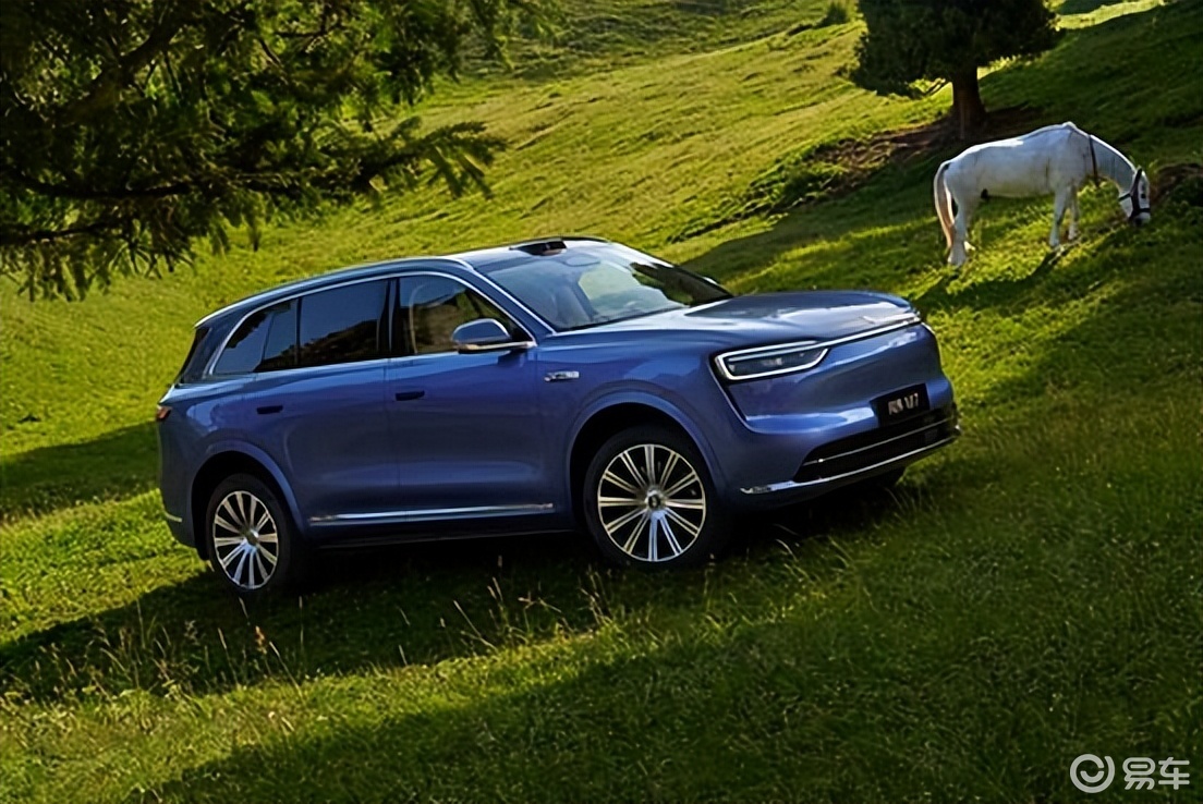 最高直降30万，宝马开年引爆价格战，奔驰奥迪会跟吗？