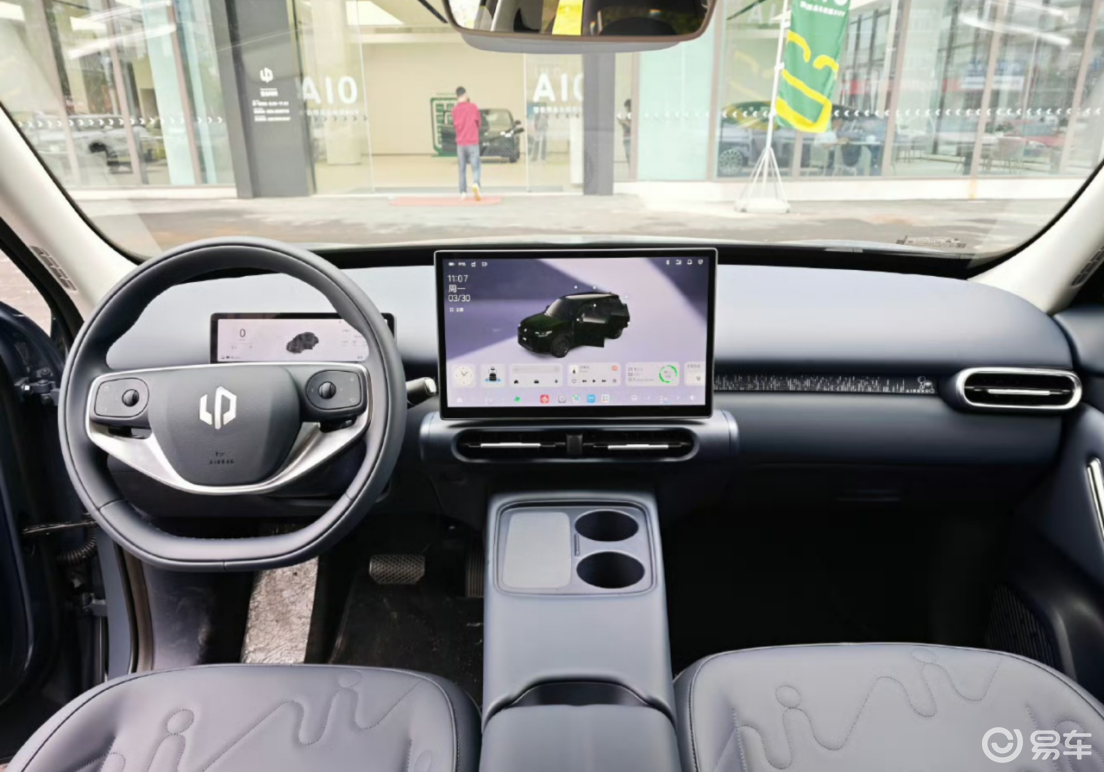 当QQ3和零跑A10相遇,谁才是值得购买的那个?