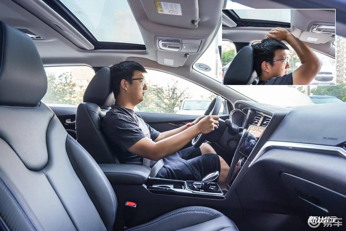 主驾驶位配备的是   向电动调节