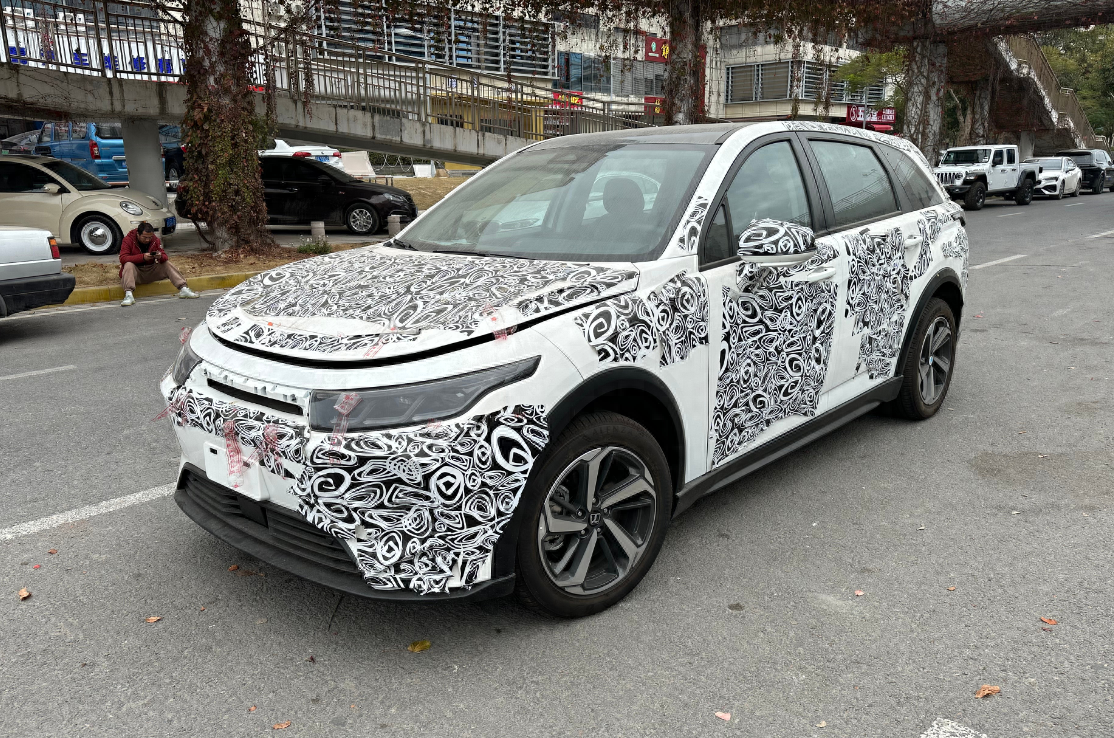 纳智捷退出中国有些时日了,这家台湾车企曾在燃油车时代留下了不少