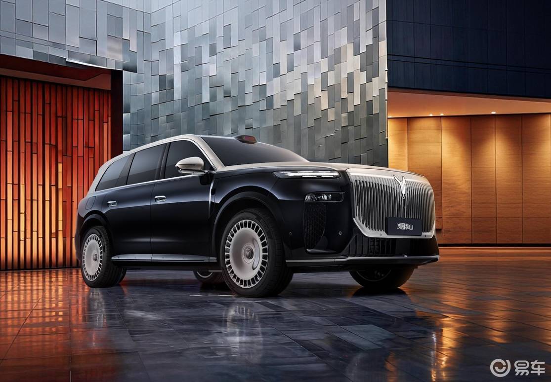 岚图泰山座舱山海环抱设计、超感AI座椅、全场景供电黑科技