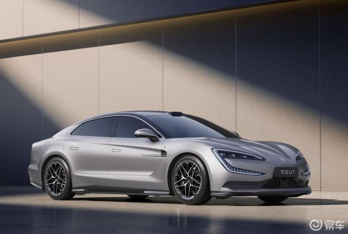 豹8比亚迪的荣耀版新车疯狂来袭