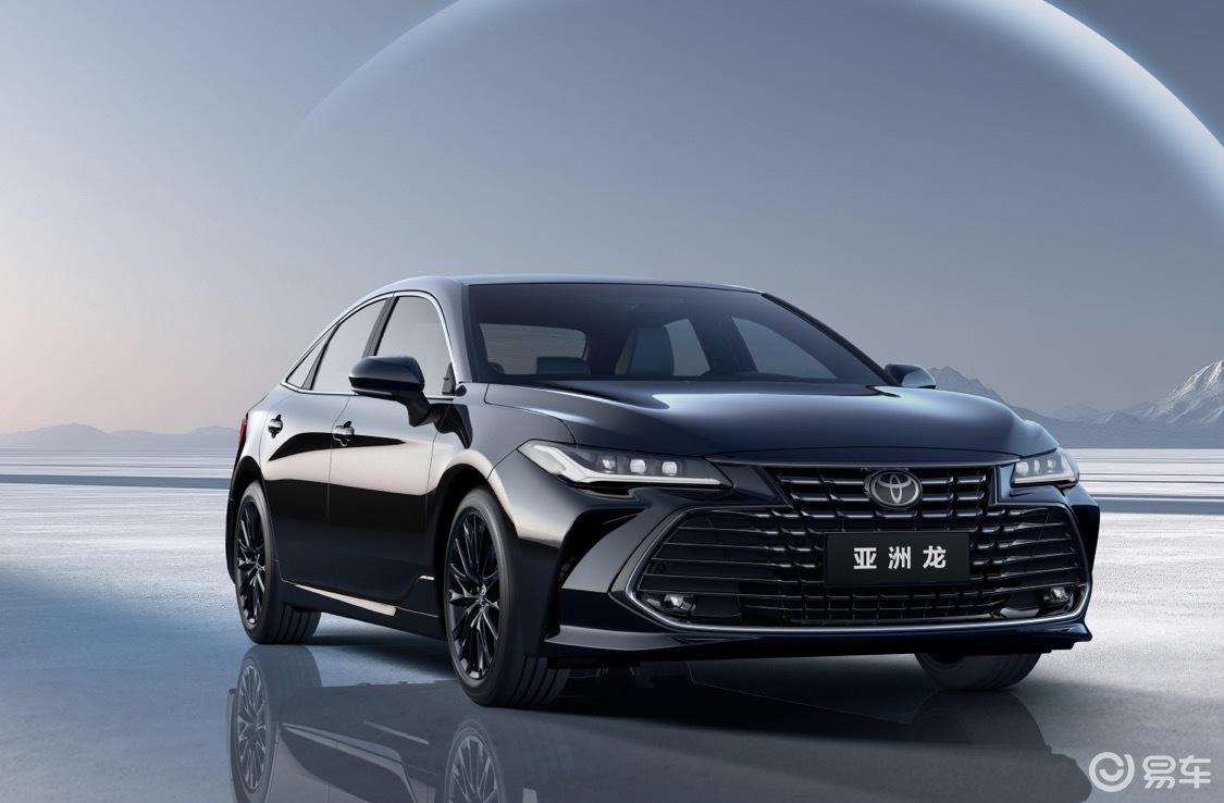 17.98万元起售!丰田亚洲龙星耀版上市,专属外观套件