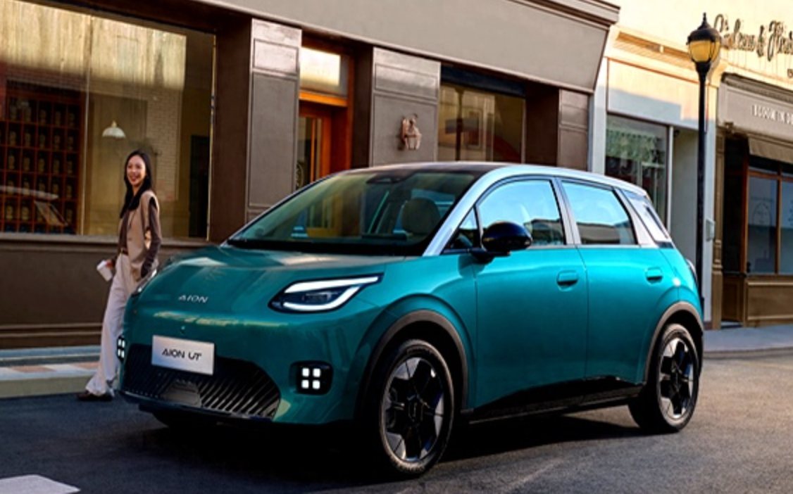 比亚迪海豚 VS AION UT,A 级纯电双卷!