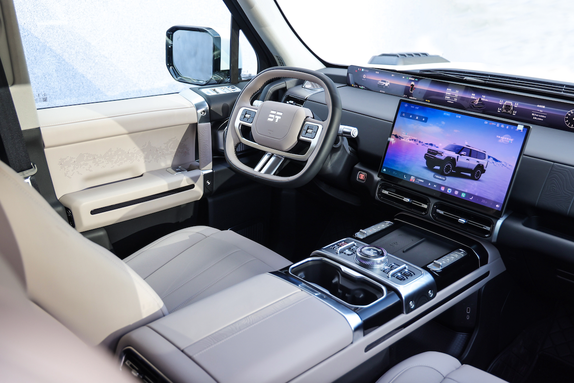 纵横G700顶火鸣镝版来了，限时39.99万元起售