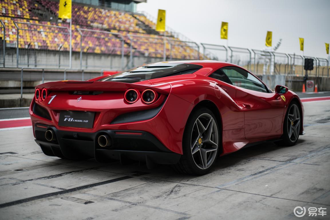 向自己致敬!试驾法拉利f8 tributo