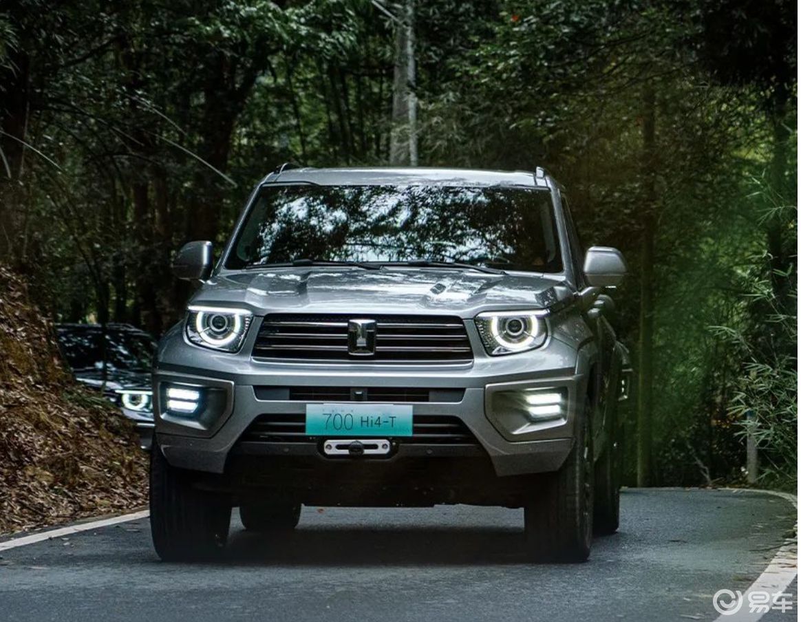 坦克700新能源坦克700 hi4-t的尺寸和轴距也相对较大_易车