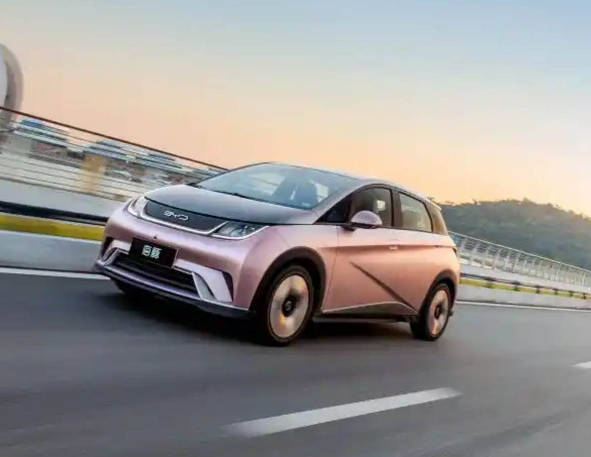 比亚迪海豚 VS AION UT,A 级纯电双卷!