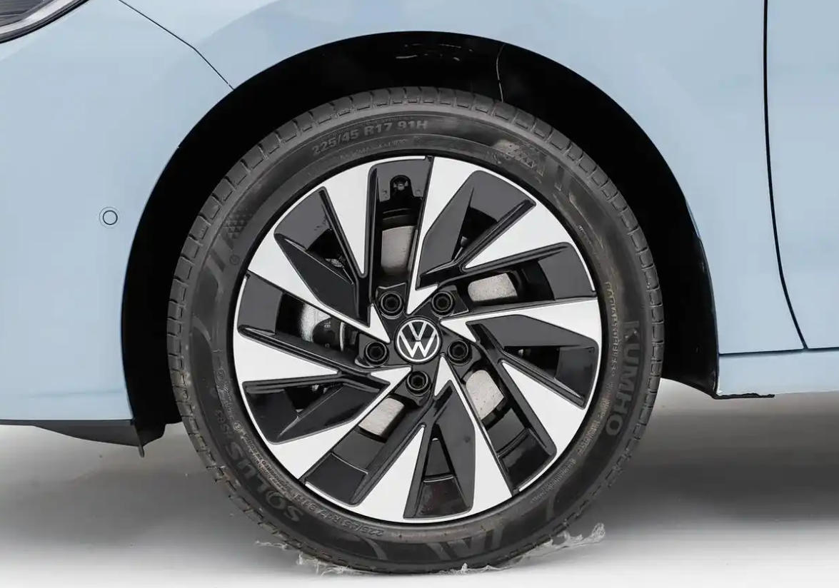 大众速腾S对比速腾L，6AT回归，三大件都不一样